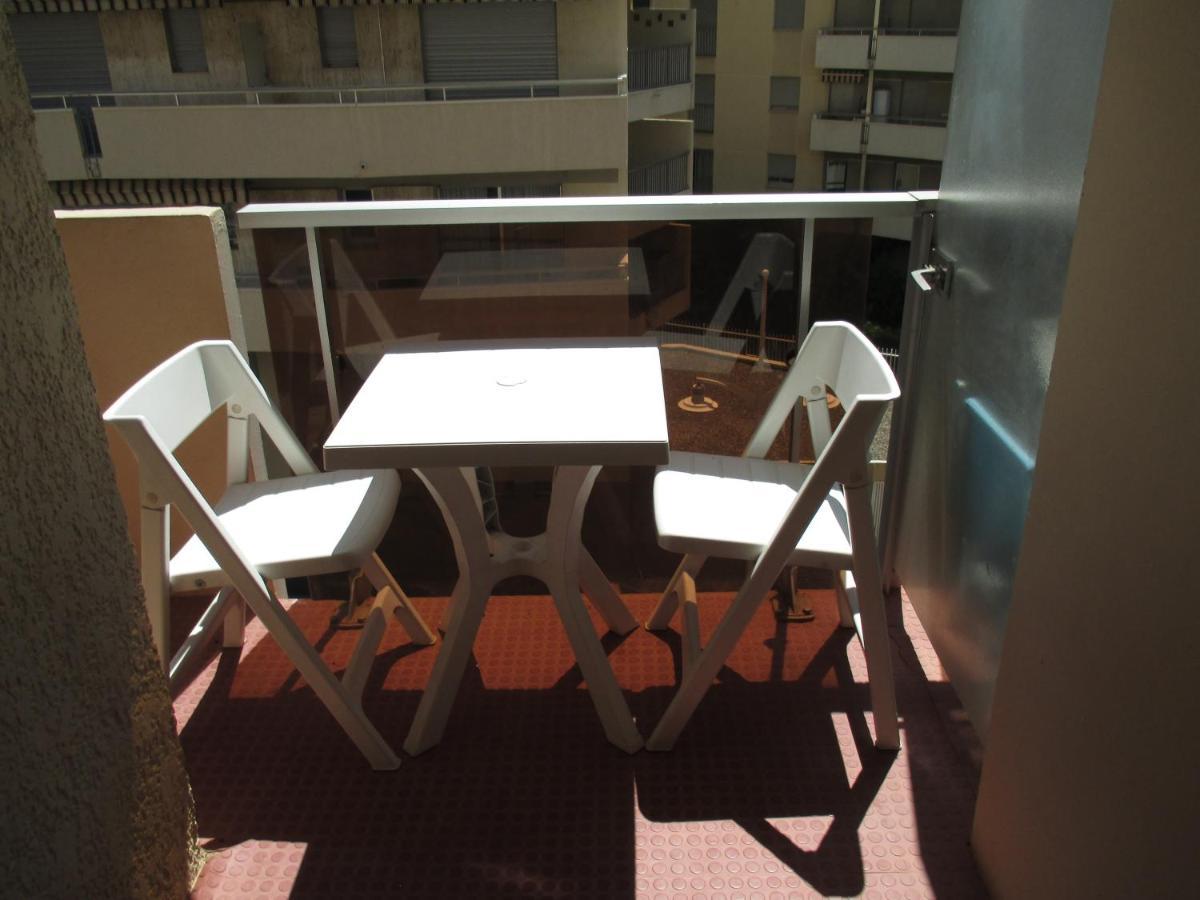 Promenade Des Bains Apartment Saint-Raphaël Esterno foto
