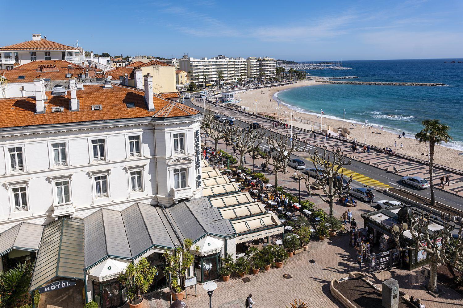 Promenade Des Bains Apartment Saint-Raphaël Esterno foto