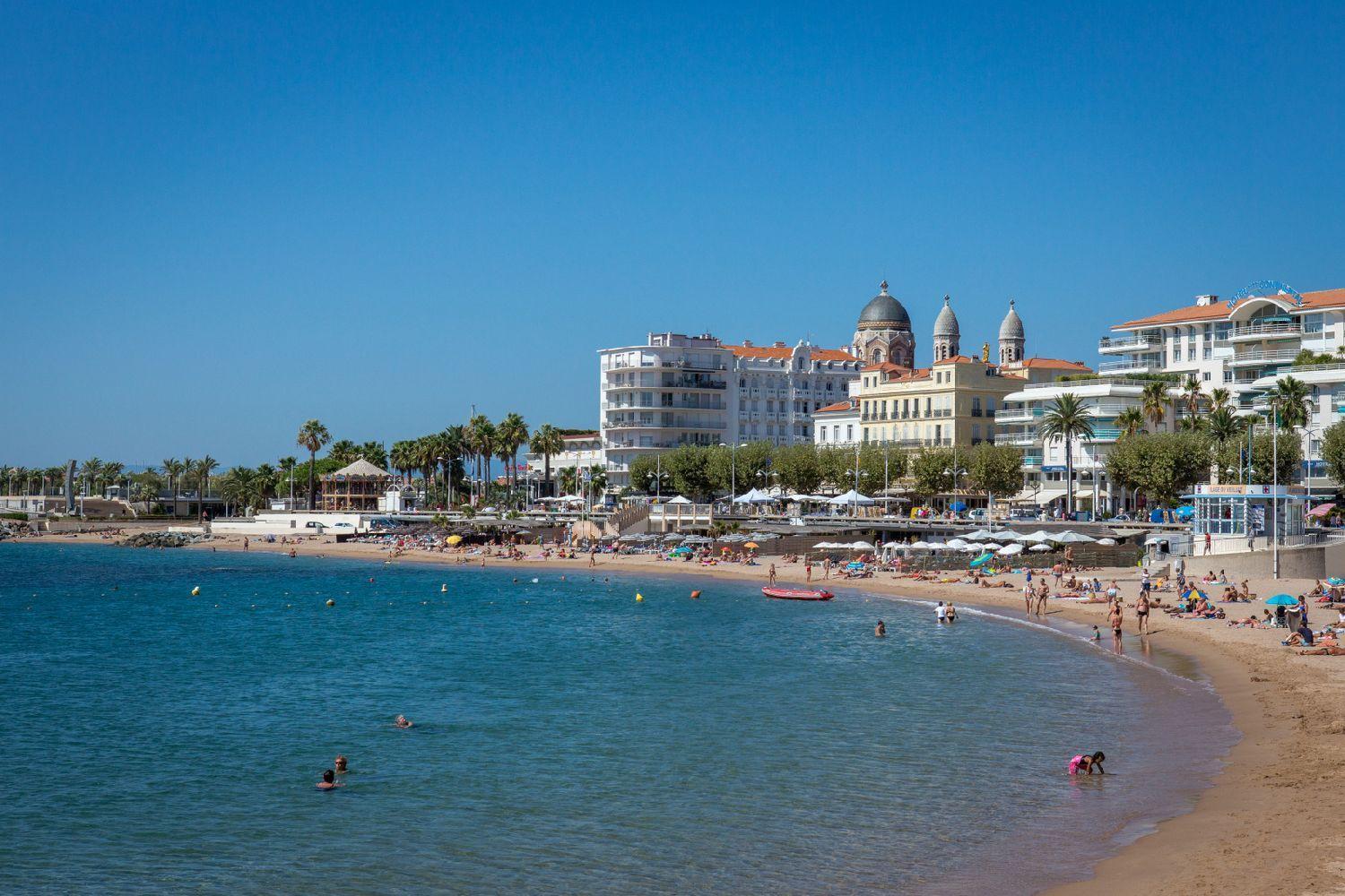 Promenade Des Bains Apartment Saint-Raphaël Esterno foto
